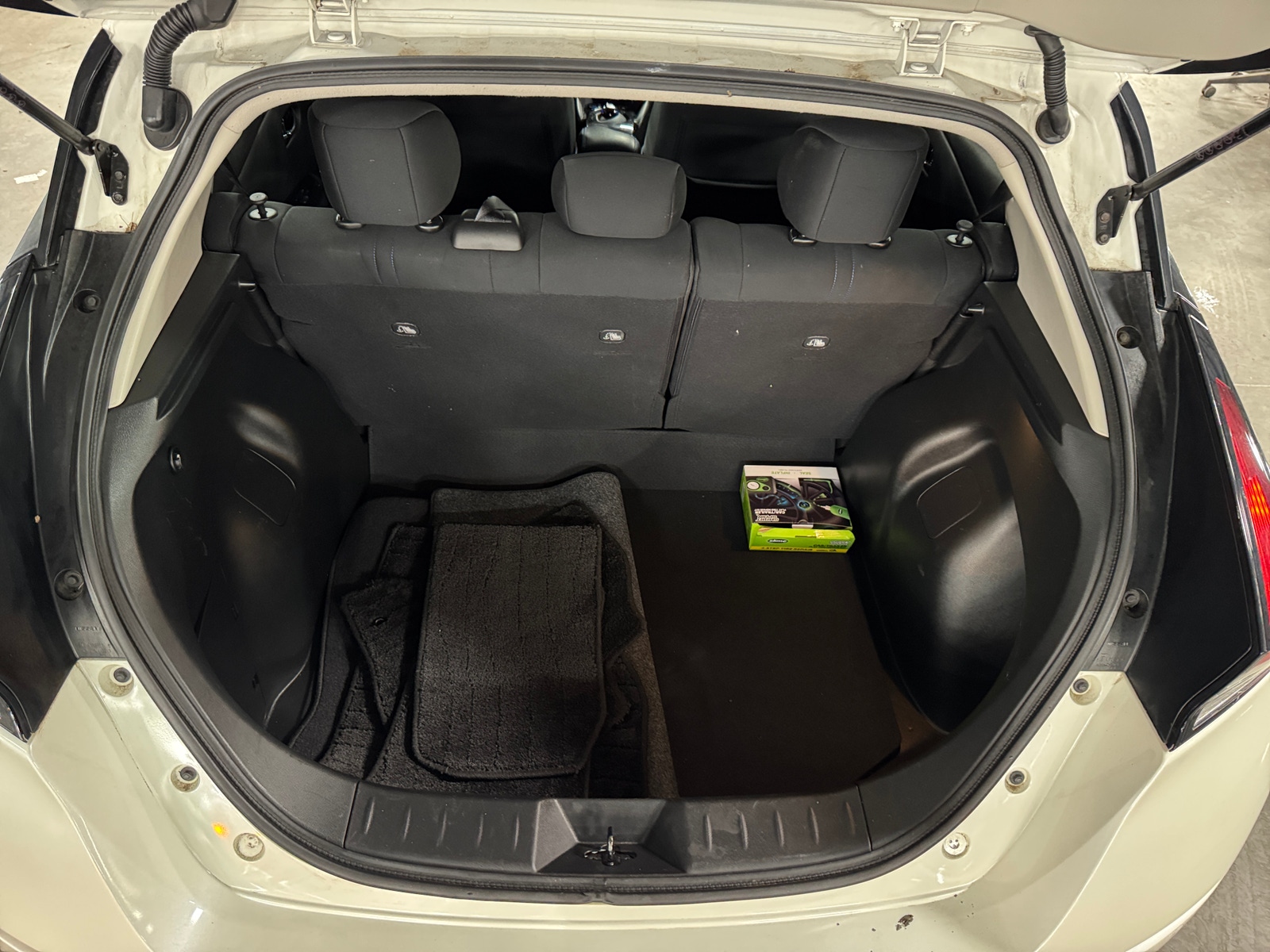 Thumbnail: 2020 Nissan Leaf - 7
