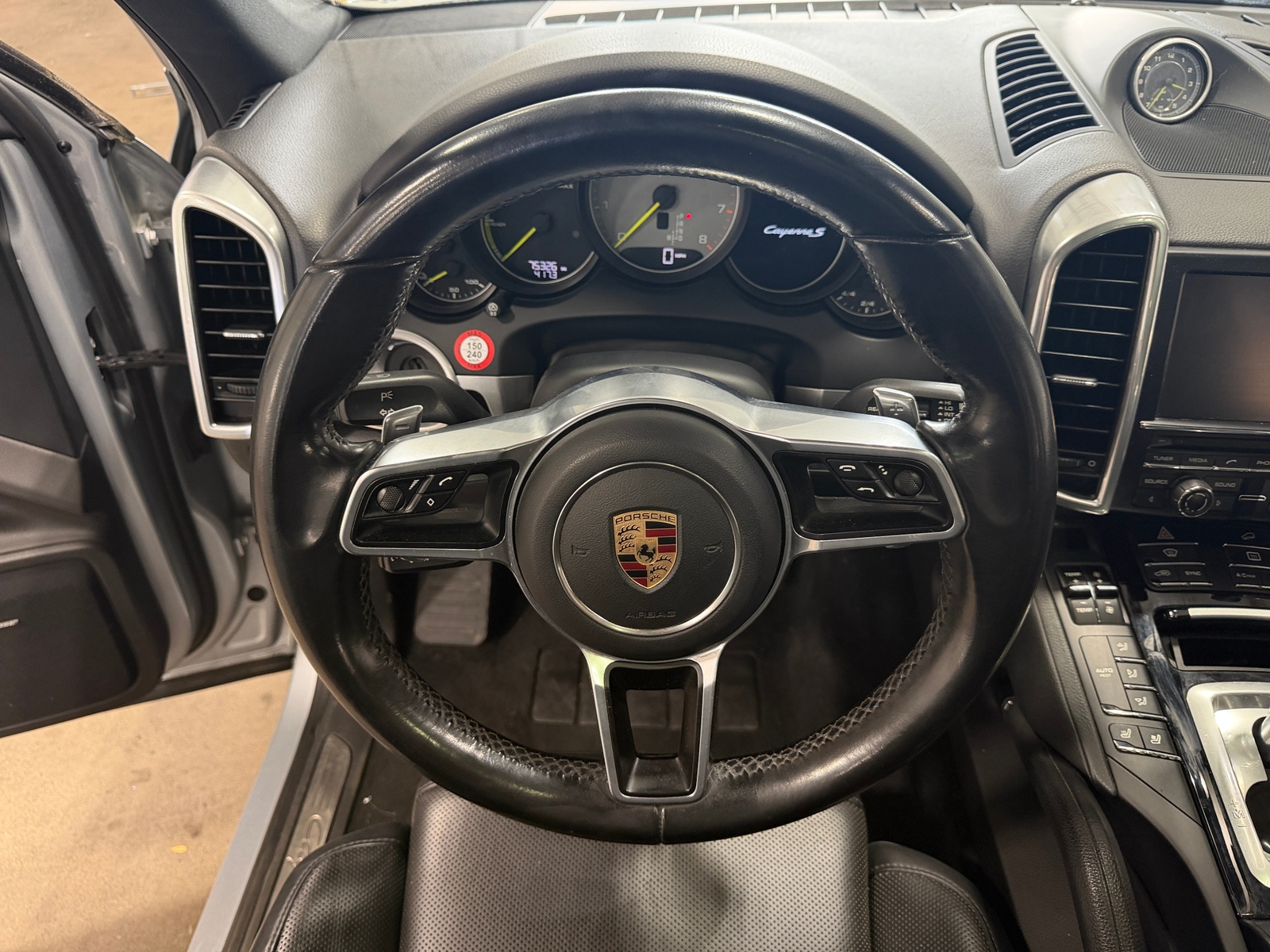 Thumbnail: 2016 Porsche Cayenne - 4