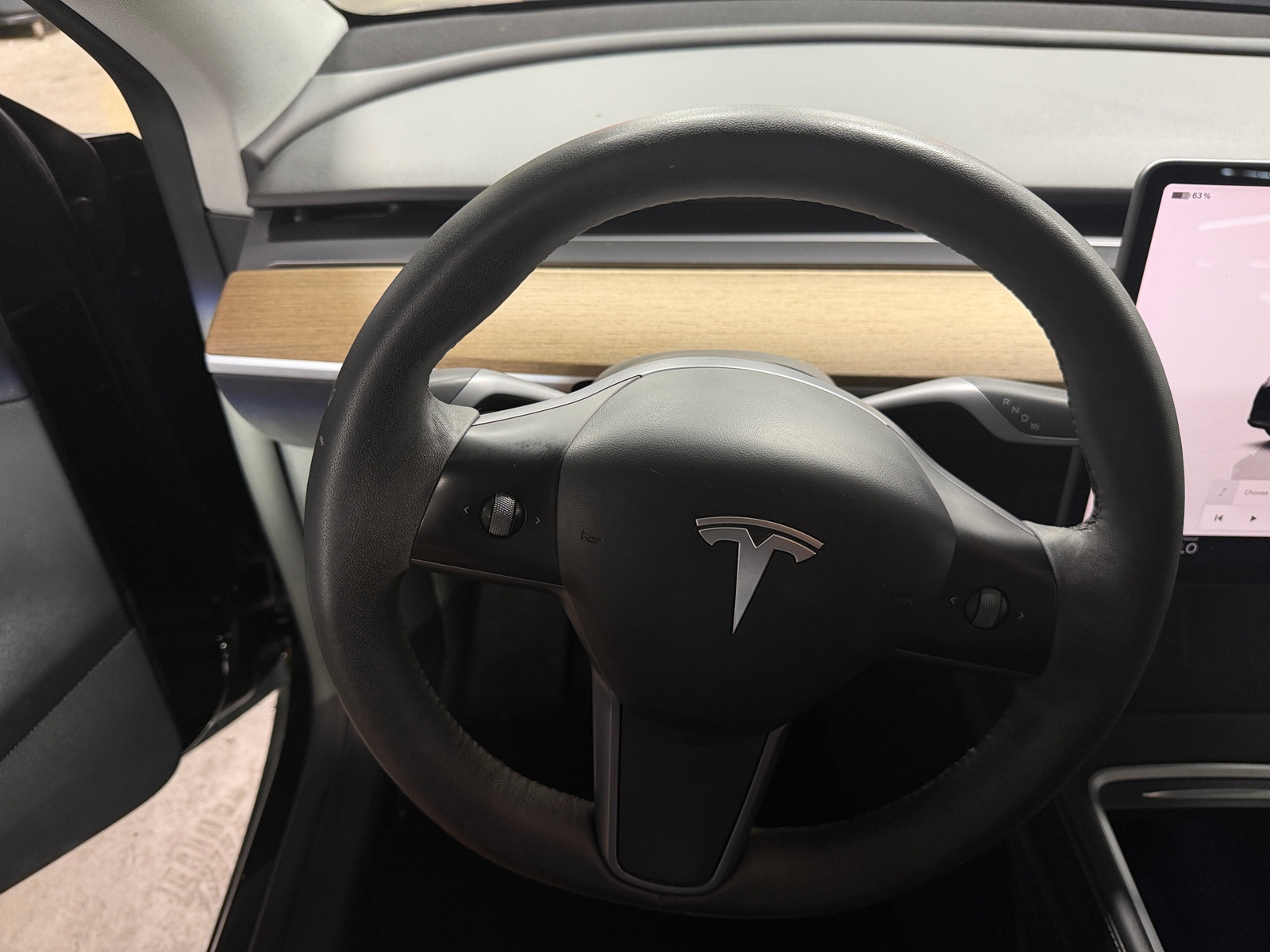Thumbnail: 2022 Tesla Model Y - 4