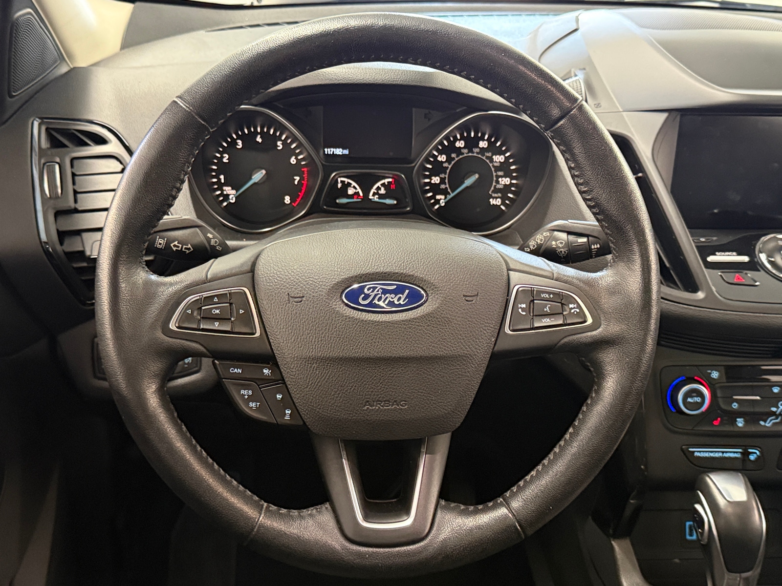 Thumbnail: 2019 Ford Escape - 4