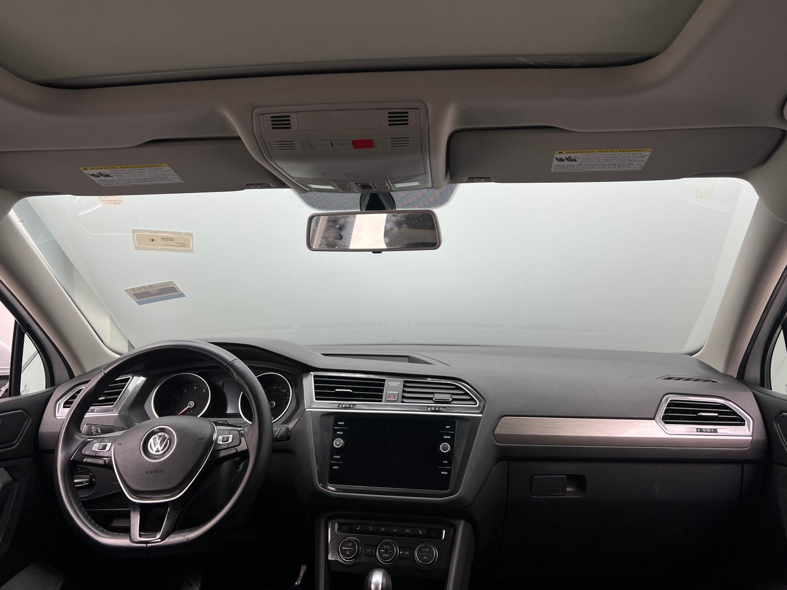 Thumbnail: 2018 Volkswagen Tiguan - 2