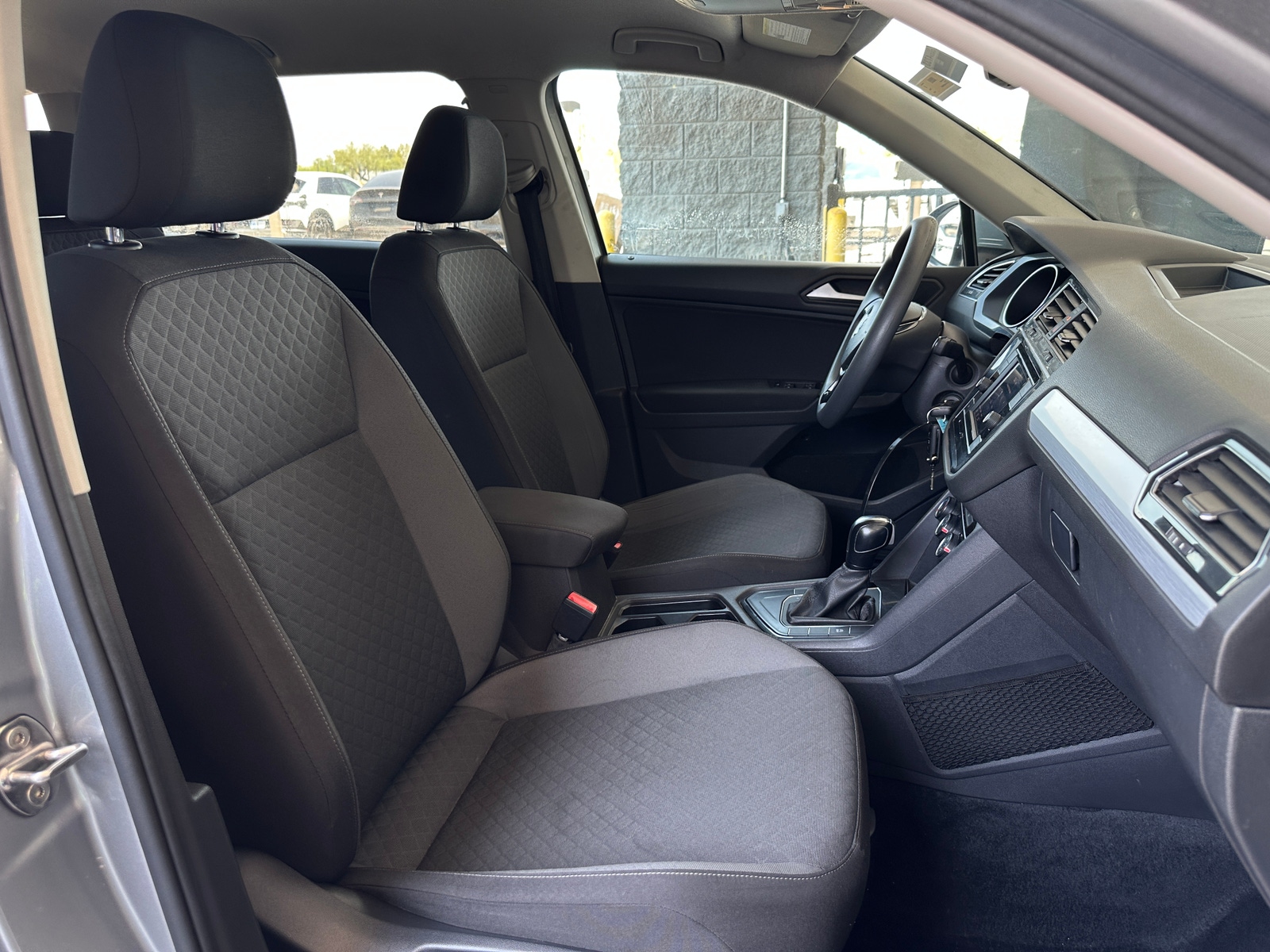 Thumbnail: 2019 Volkswagen Tiguan - 2