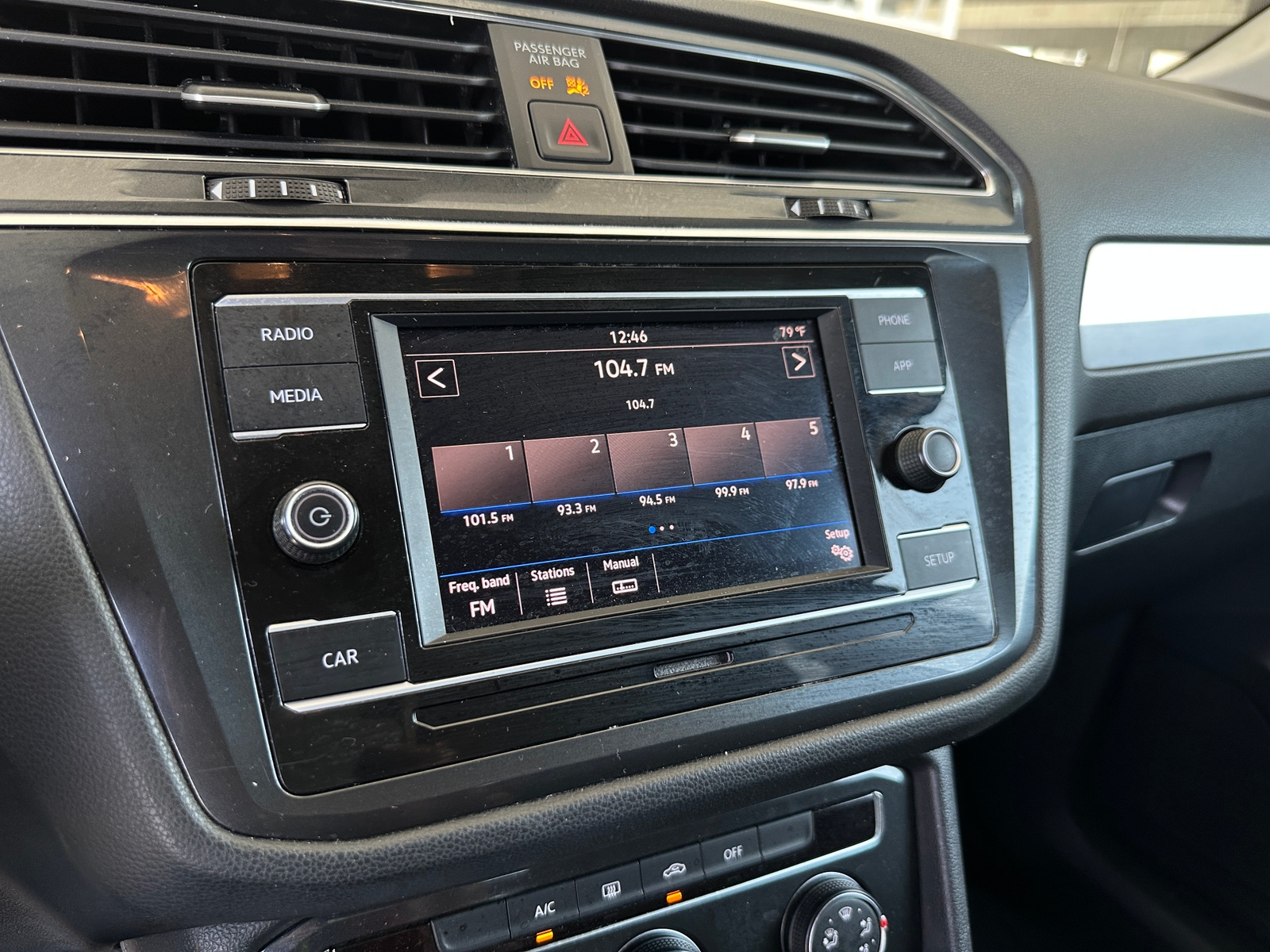 Thumbnail: 2019 Volkswagen Tiguan - 4