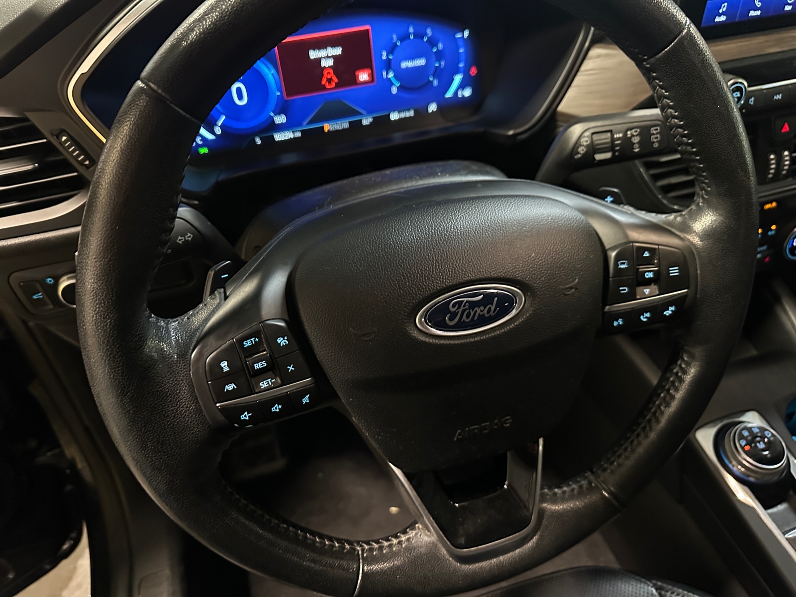 Thumbnail: 2020 Ford Escape - 4