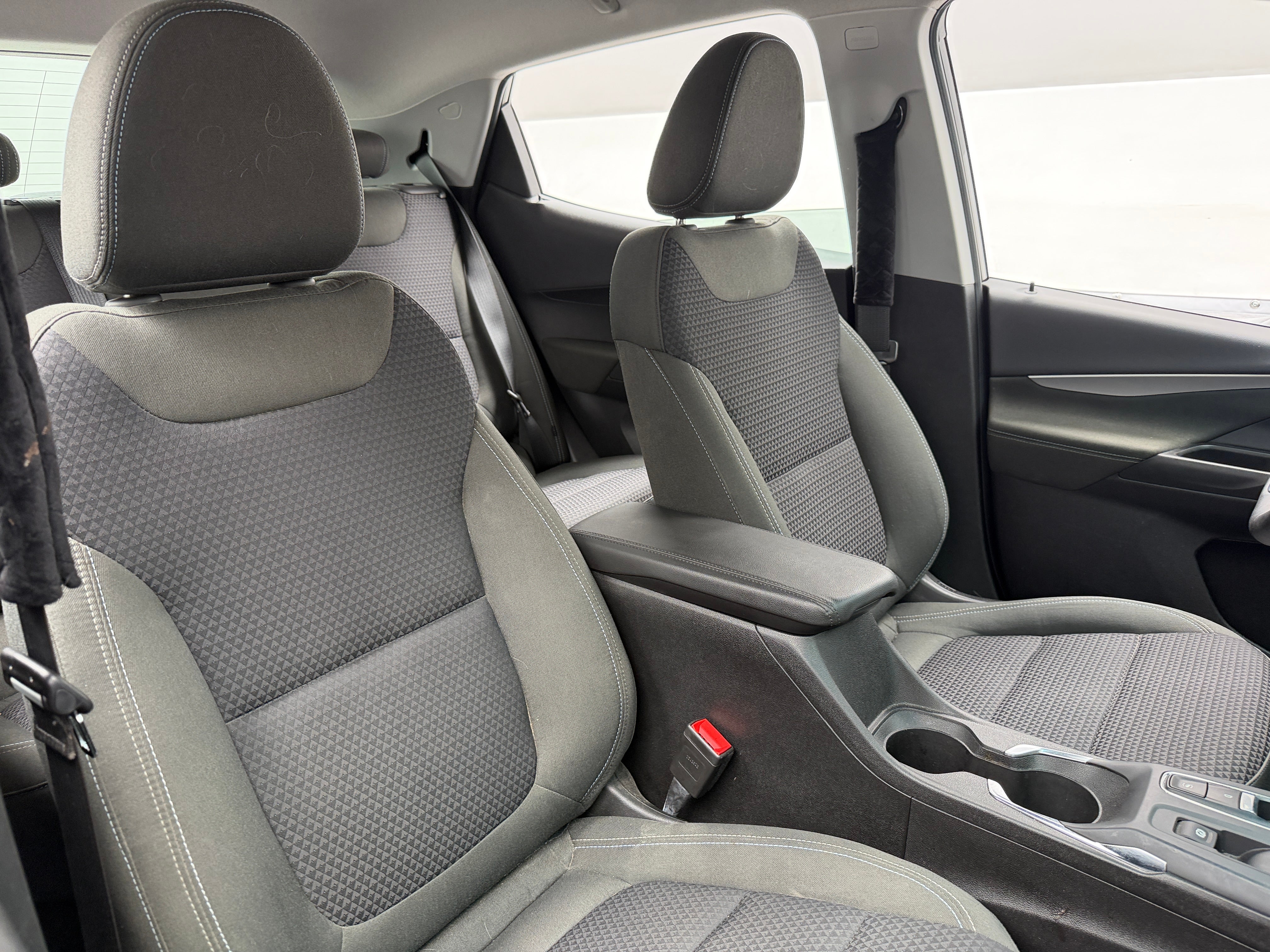 Used 2023 Chevrolet Bolt EV LT with VIN 1G1FW6S04P4198697 for sale in Pewaukee, WI