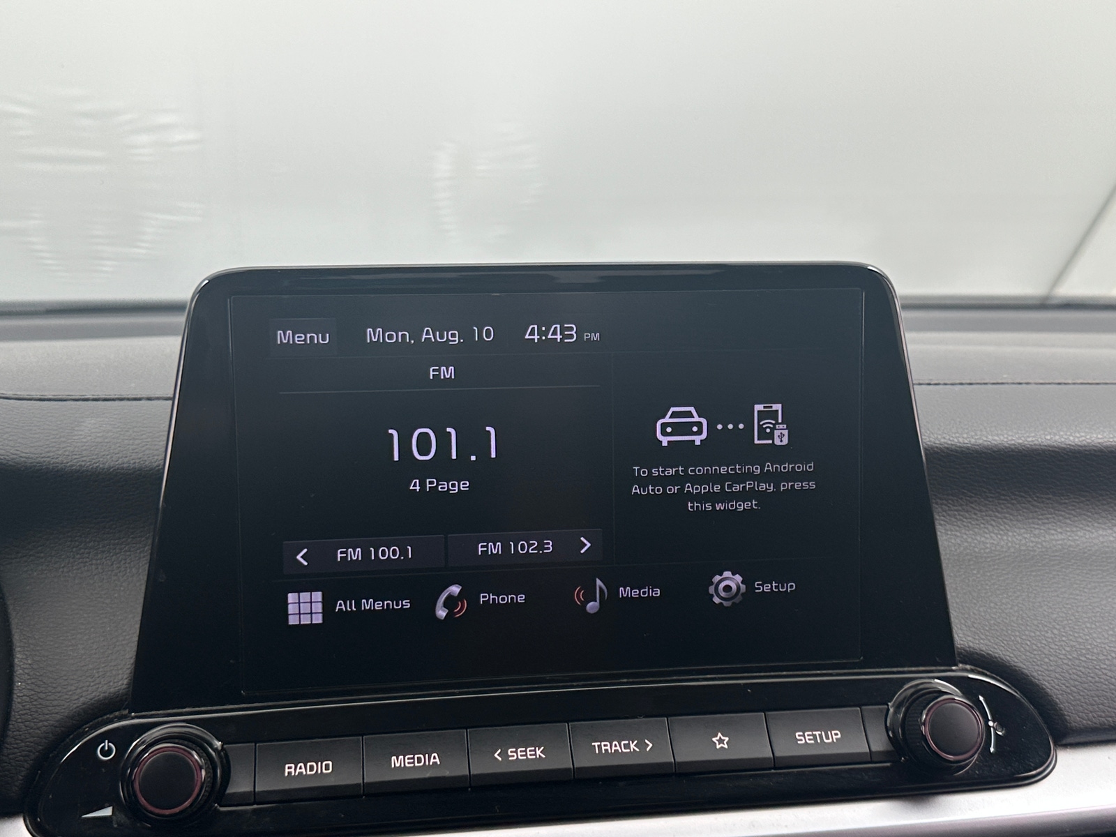 Thumbnail: 2024 Kia Forte - 4