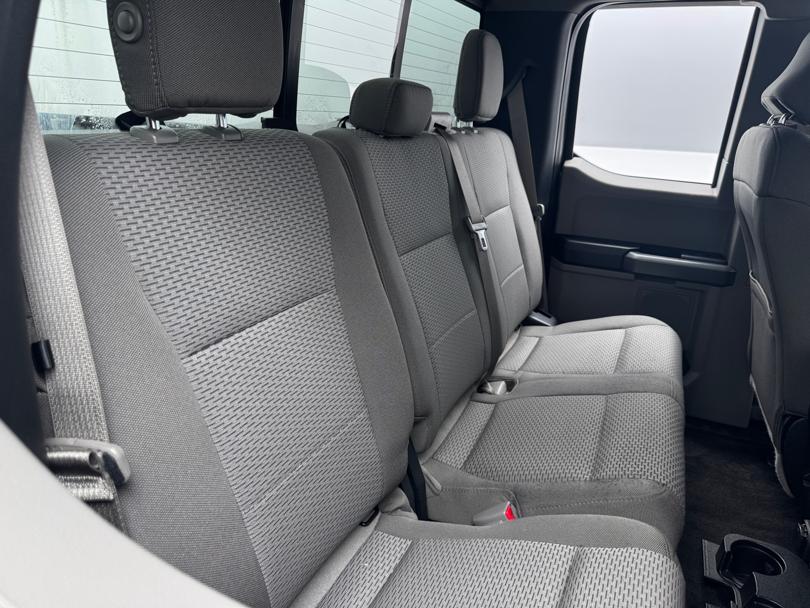 Thumbnail: 2017 Ford Econoline - 6