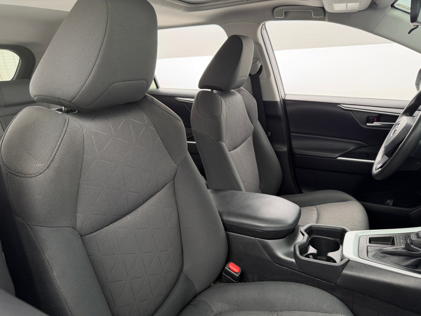 Thumbnail: 2019 Toyota RAV4 - 2