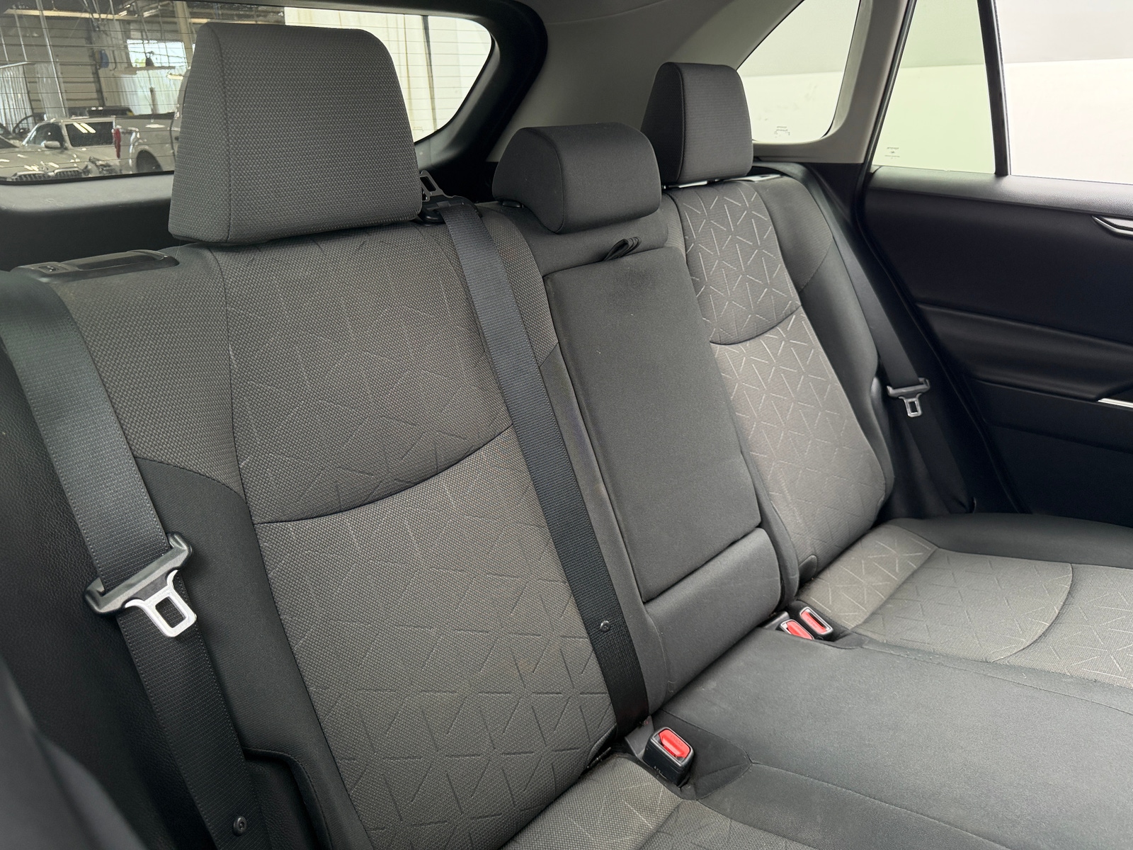 Thumbnail: 2019 Toyota RAV4 - 6