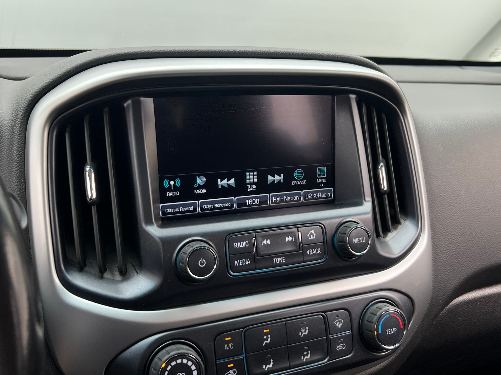 Thumbnail: 2018 Chevrolet Colorado - 4