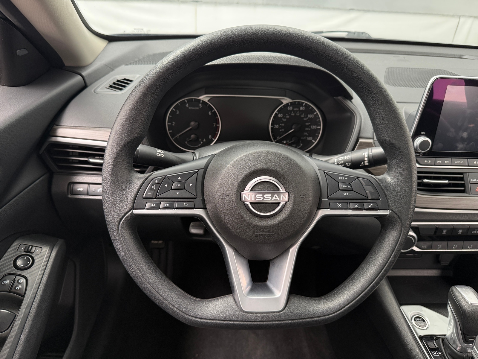 Thumbnail: 2025 Nissan Altima - 5