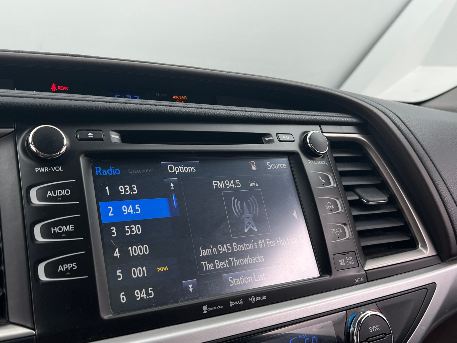 Thumbnail: 2017 Toyota Highlander - 4