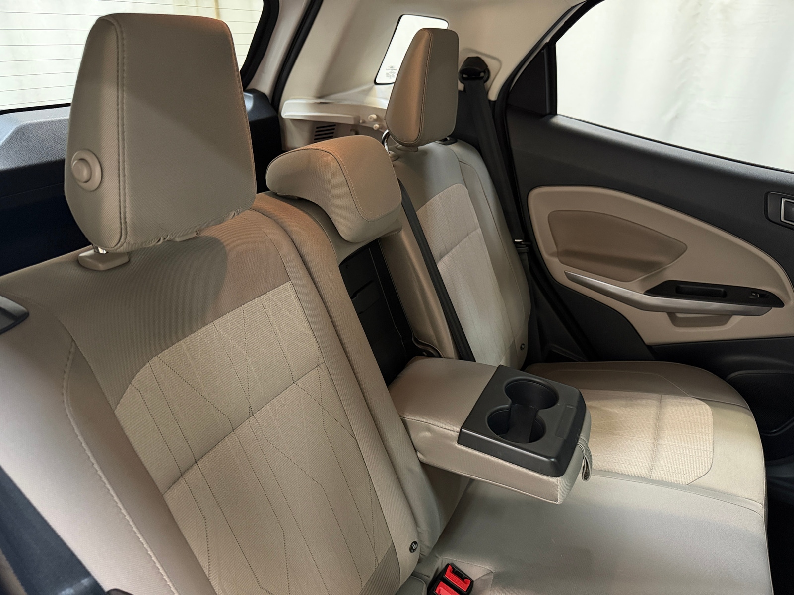 Thumbnail: 2021 Ford EcoSport - 6