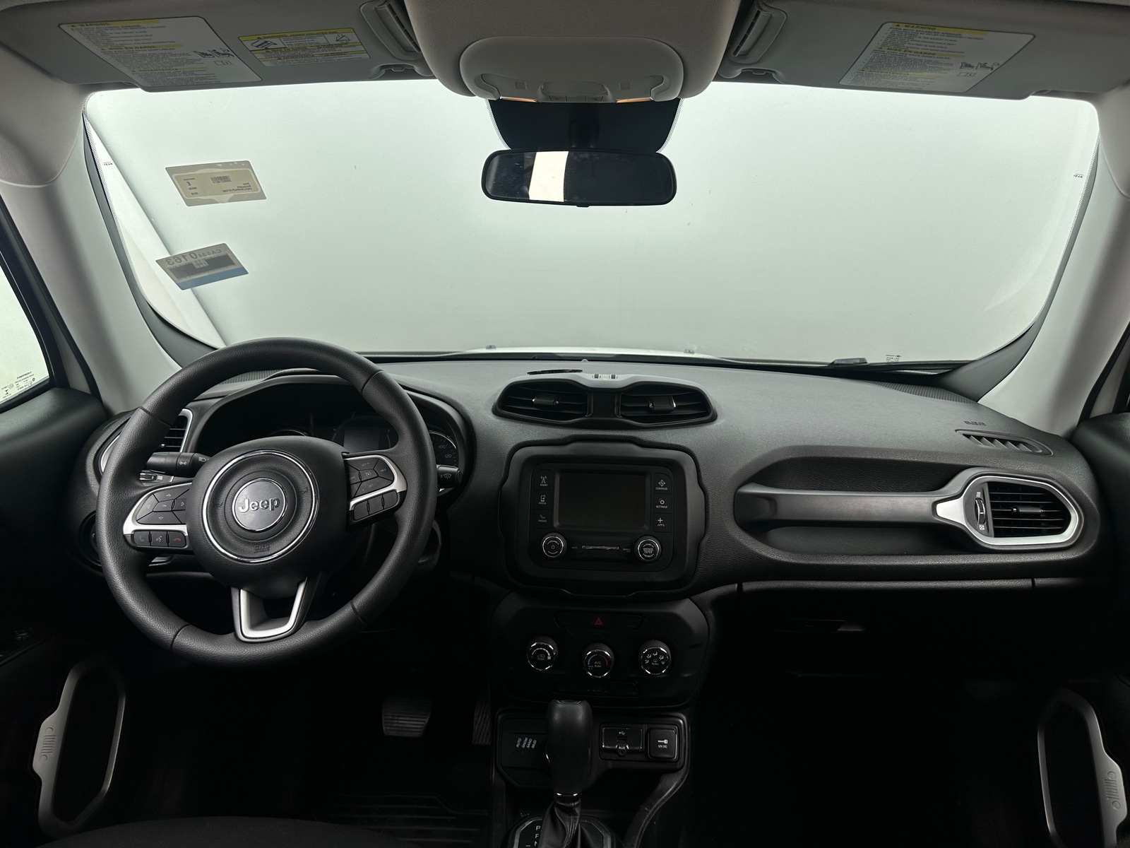 Thumbnail: 2018 Jeep Renegade - 3