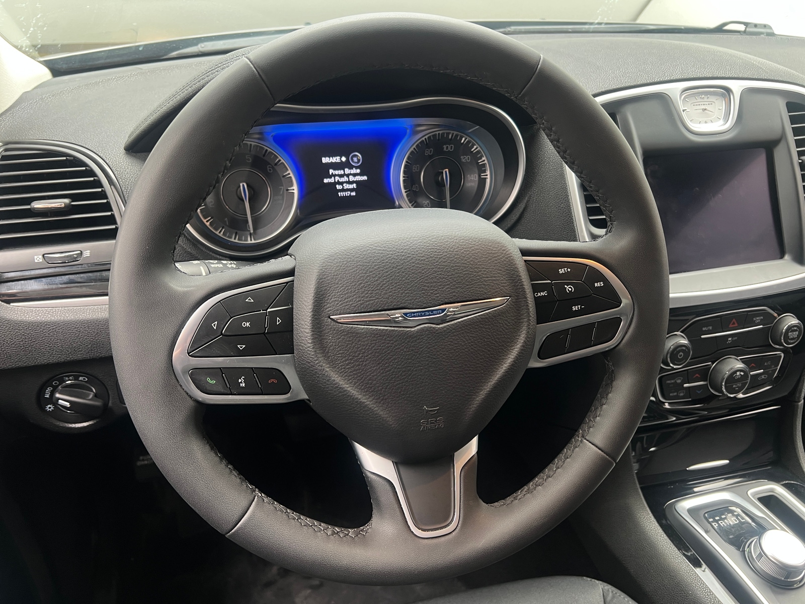 Thumbnail: 2023 Chrysler 300 - 5
