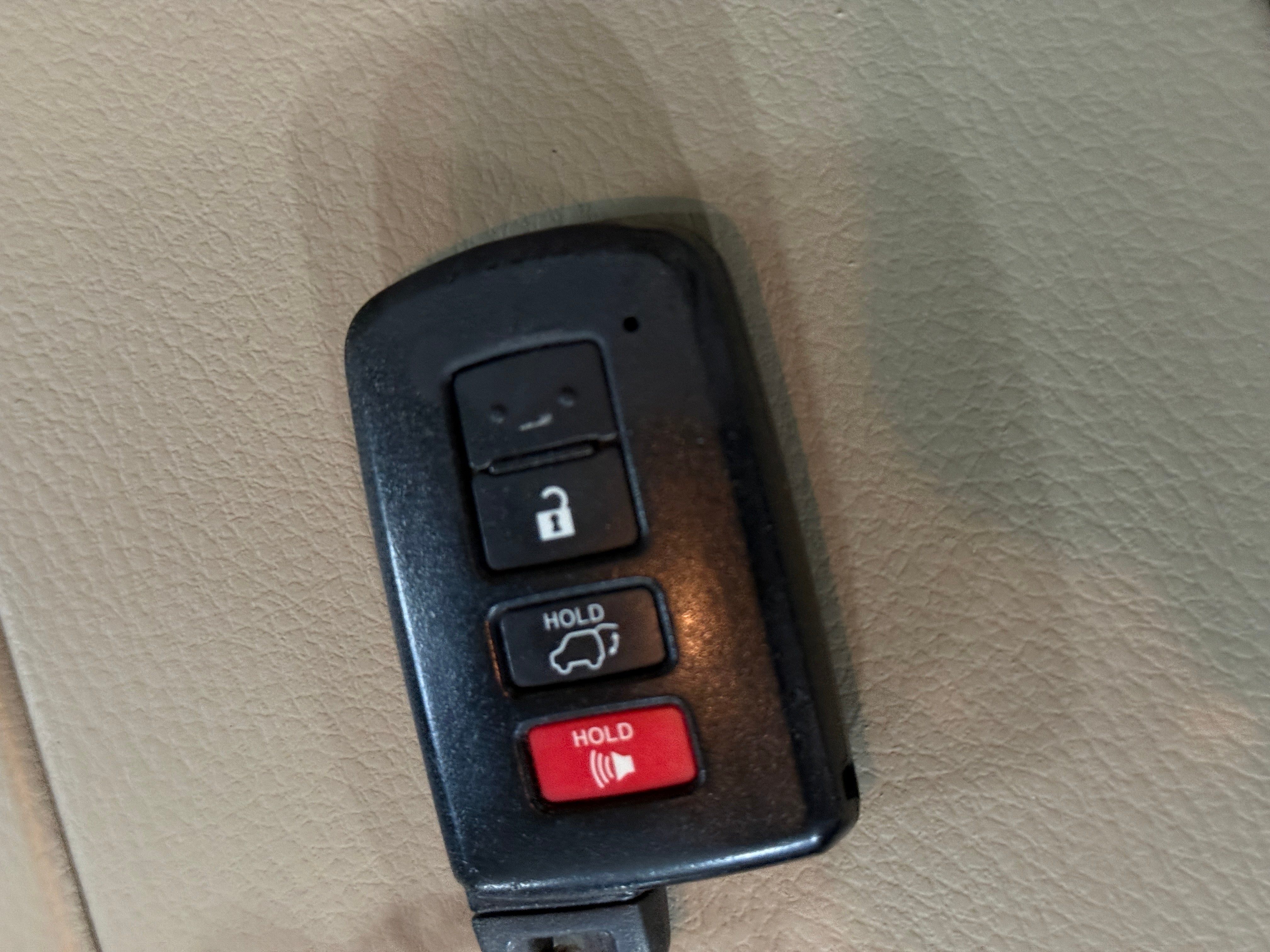 2016 Toyota Highlander XLE - Photo 11