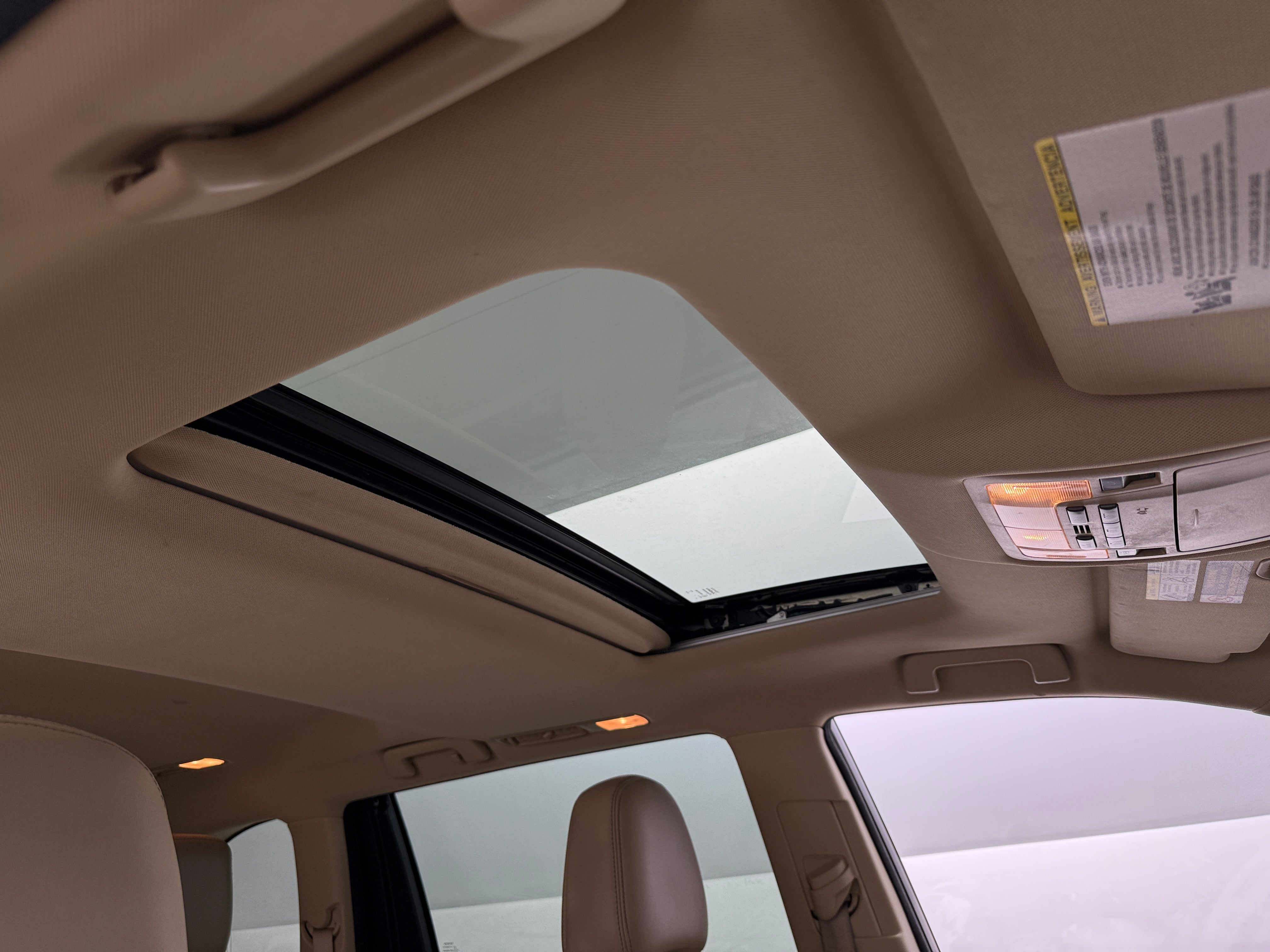 2016 Toyota Highlander XLE - Photo 16