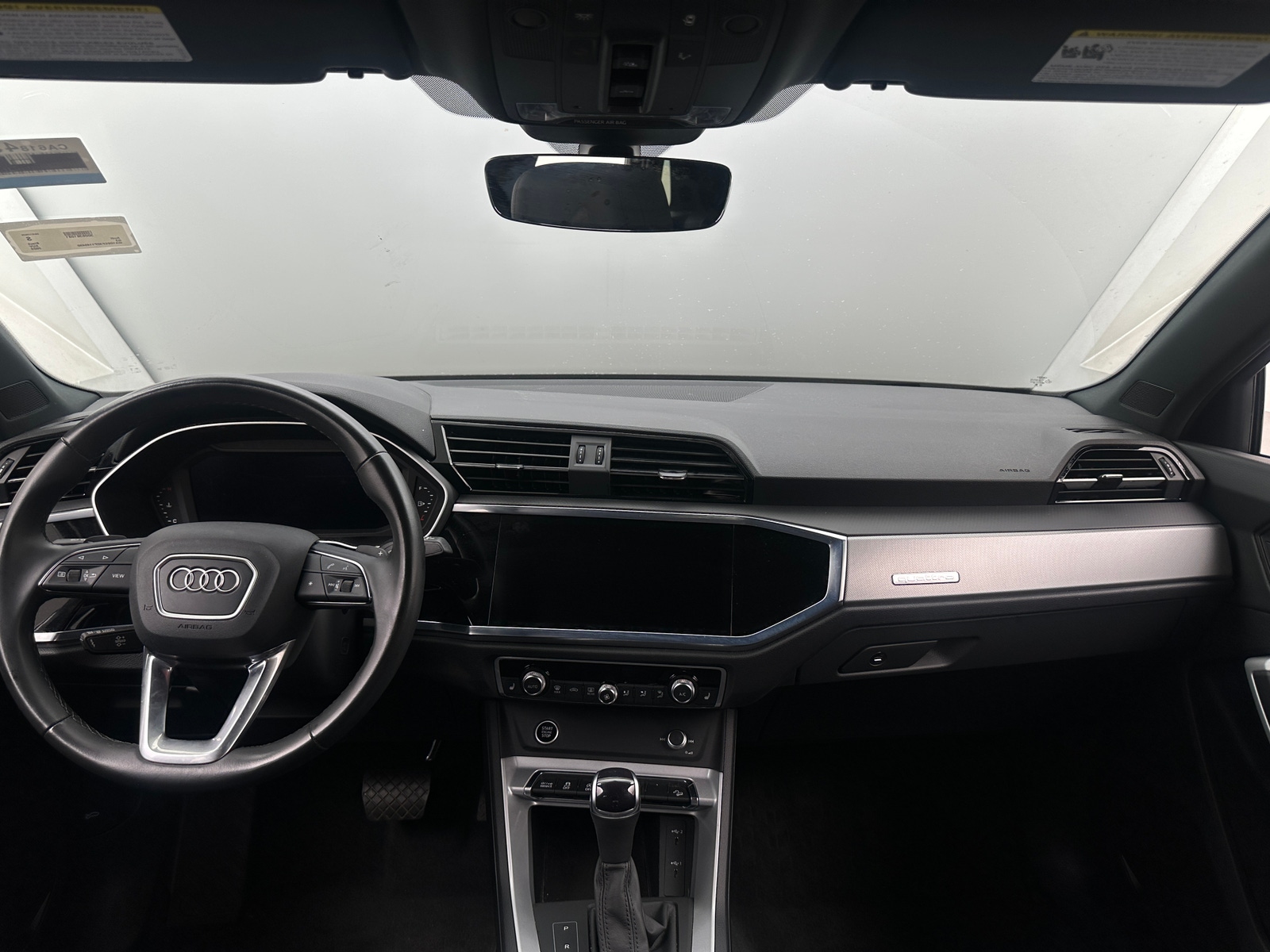 Thumbnail: 2023 Audi Q3 - 2