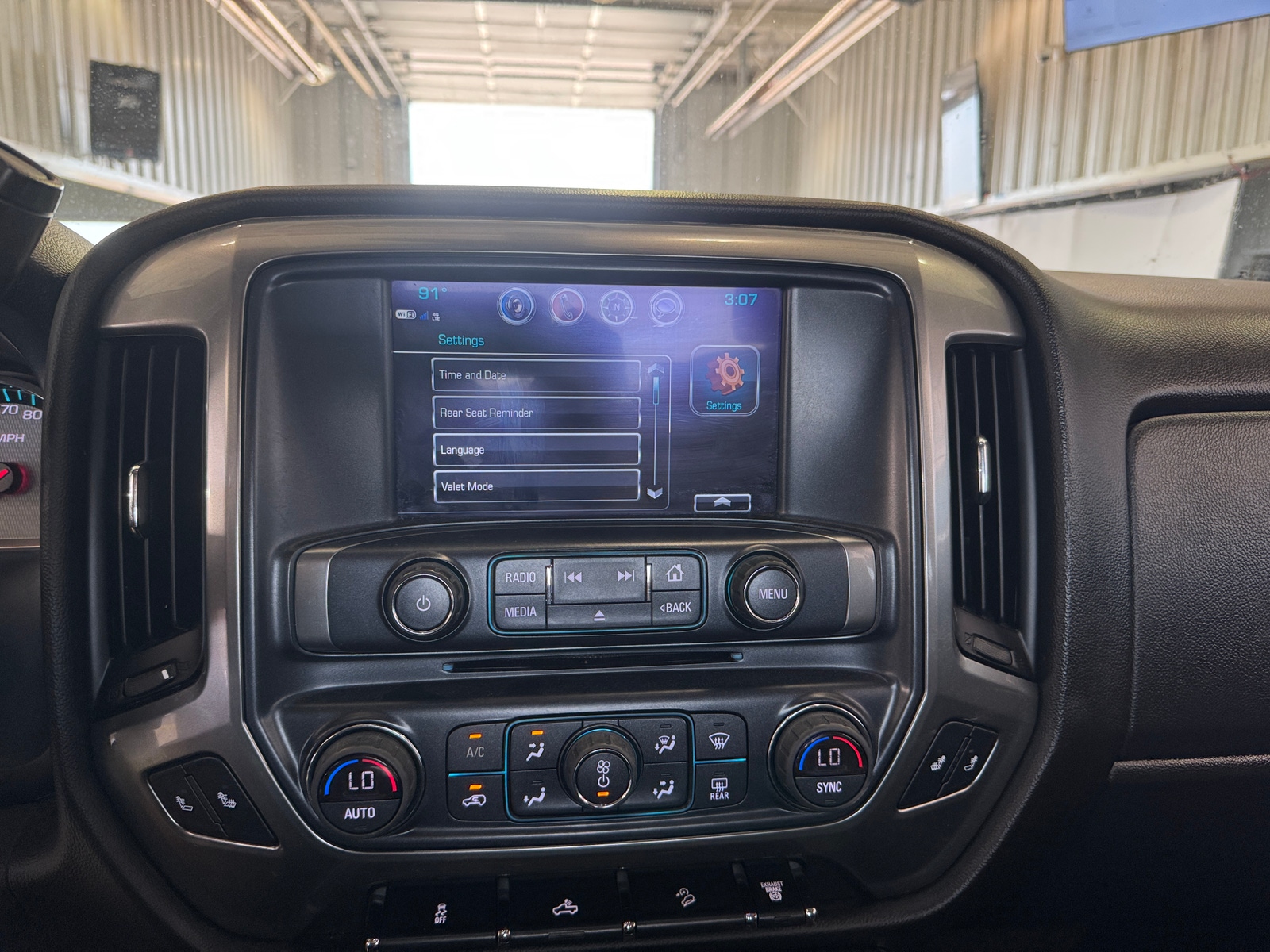 Thumbnail: 2019 Chevrolet Silverado 3500 - 4