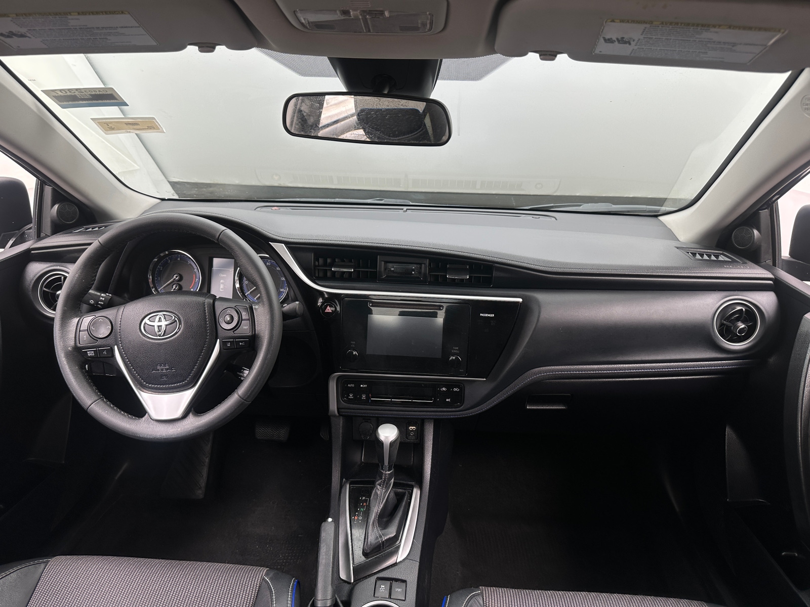 Thumbnail: 2017 Toyota Corolla - 3