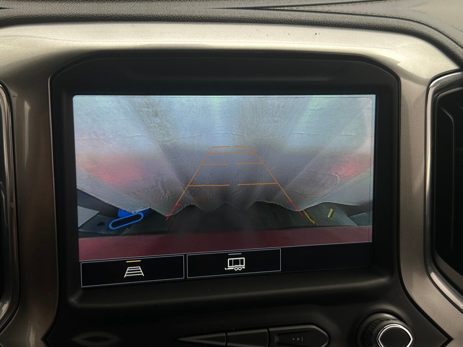 Thumbnail: 2021 Chevrolet Silverado 1500 - 4