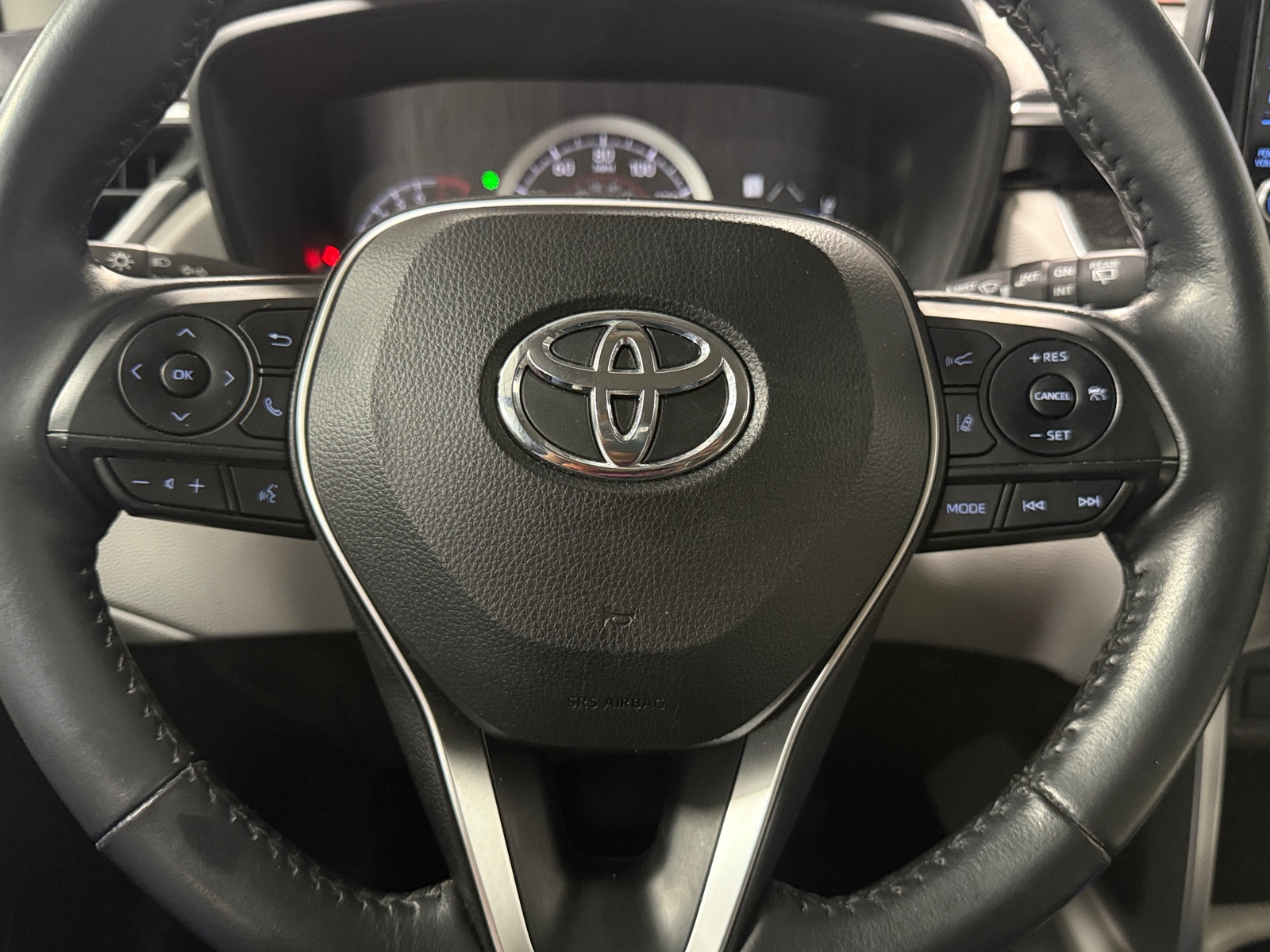 Thumbnail: 2022 Toyota Corolla Cross - 5