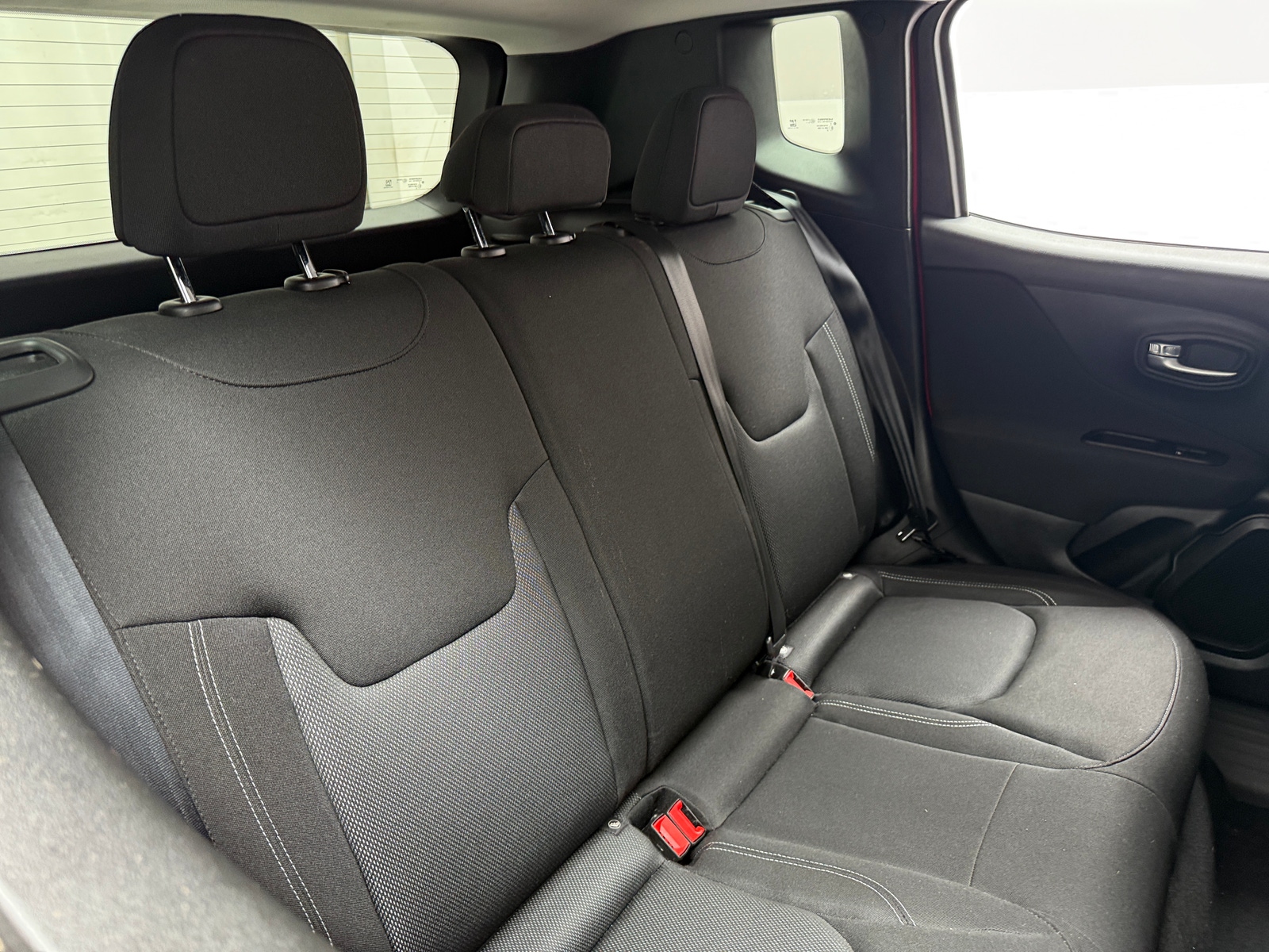 Thumbnail: 2021 Jeep Renegade - 6