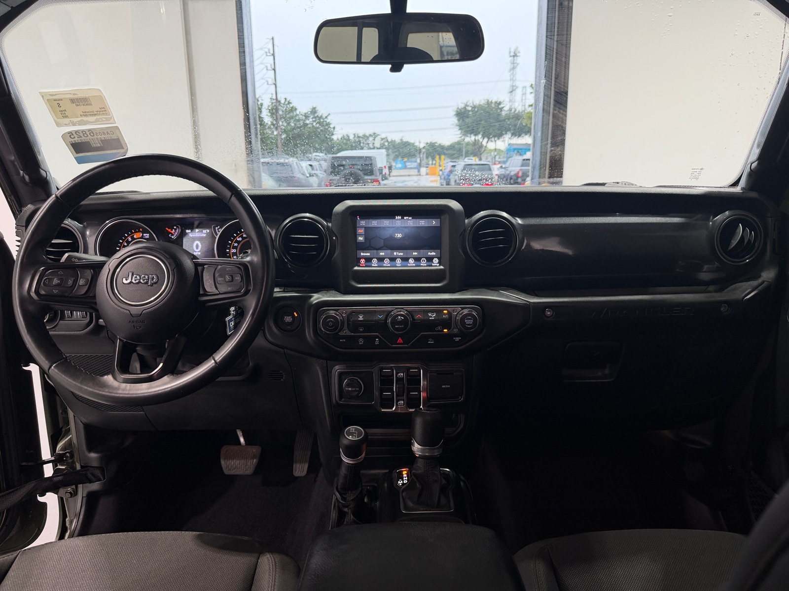 Thumbnail: 2022 Jeep Wrangler - 3