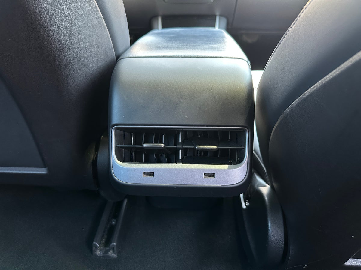 2020 Tesla Model 3 Standard Range Plus in White — photo 2