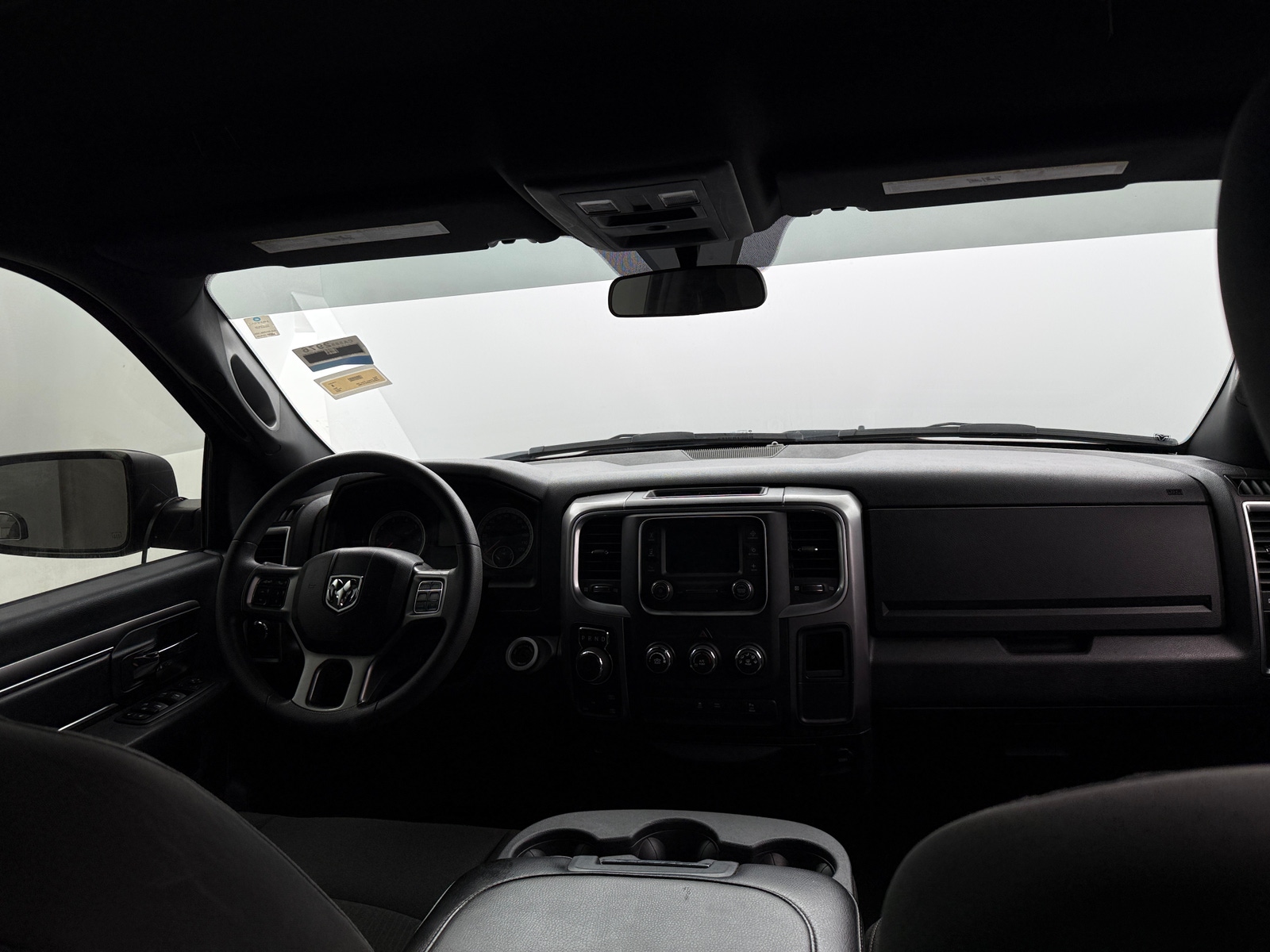 Thumbnail: 2024 RAM 1500 Classic - 3