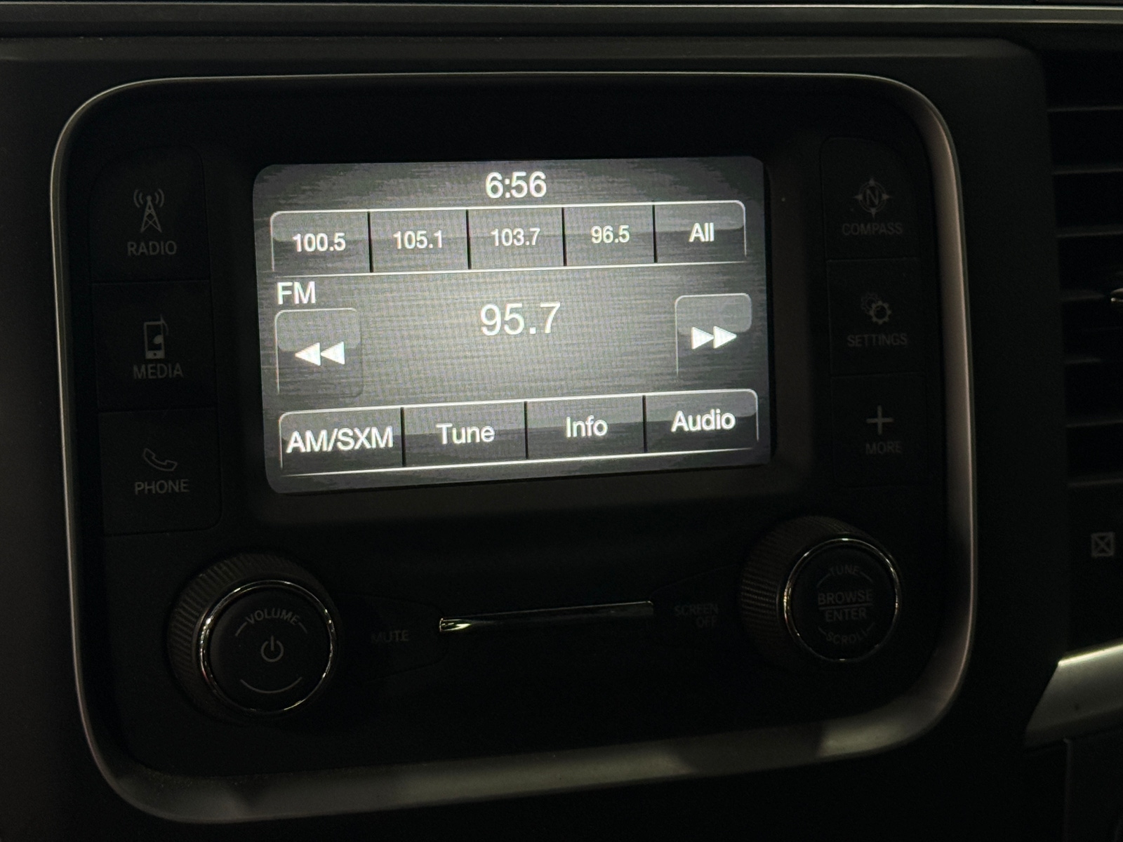 Thumbnail: 2024 RAM 1500 Classic - 4