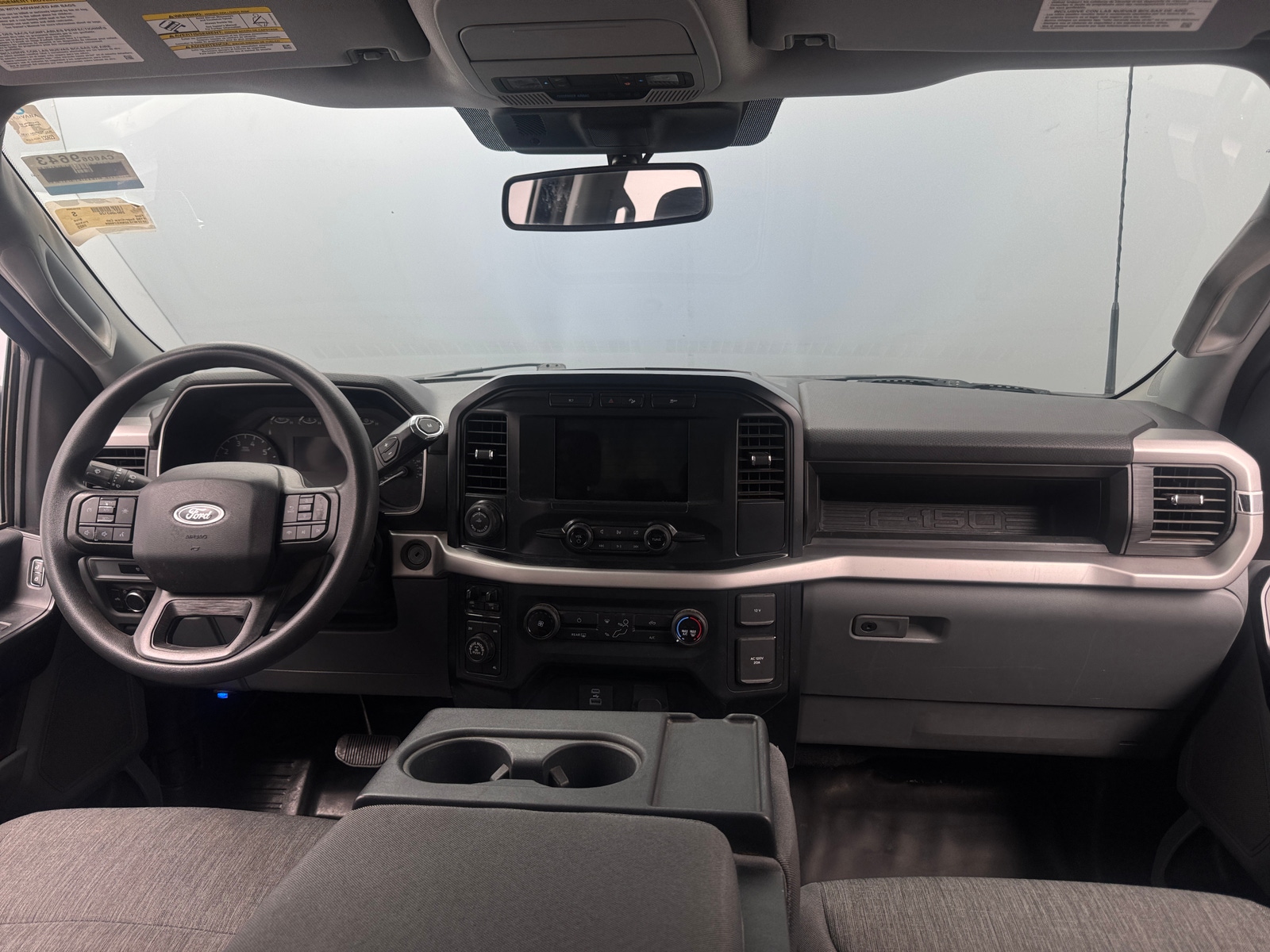 Thumbnail: 2022 Ford Econoline - 3
