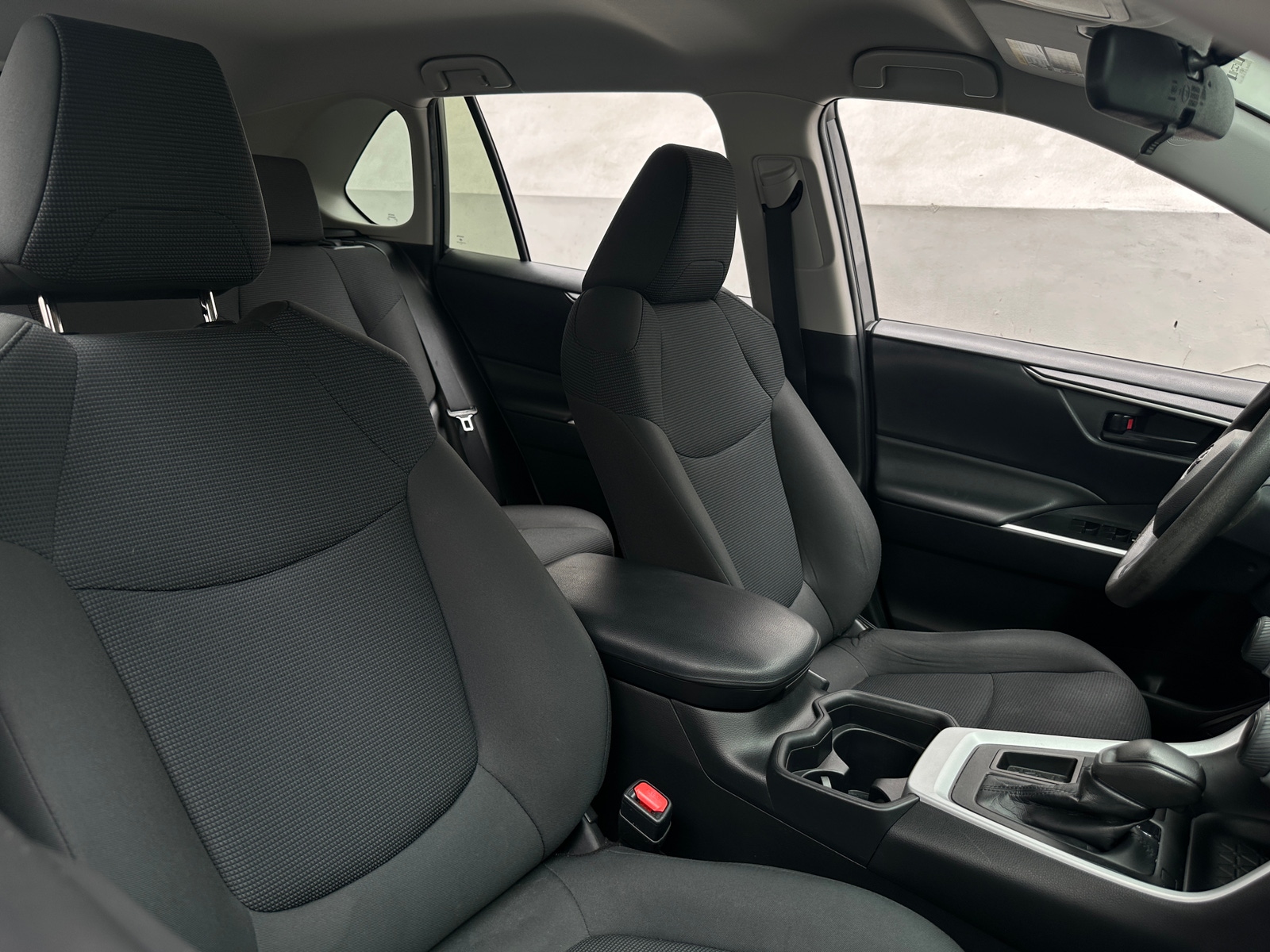 Thumbnail: 2020 Toyota RAV4 - 2