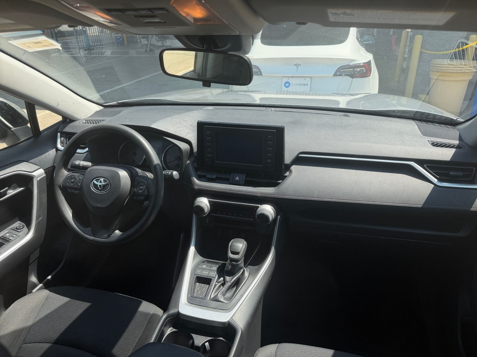 Thumbnail: 2019 Toyota RAV4 - 3