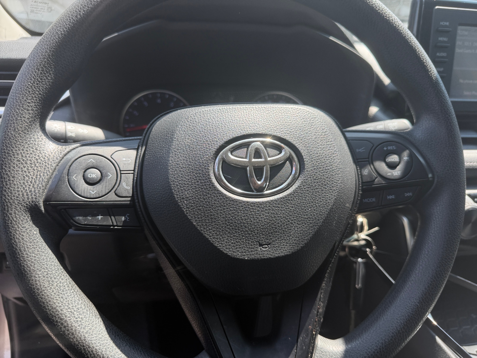 Thumbnail: 2019 Toyota RAV4 - 5