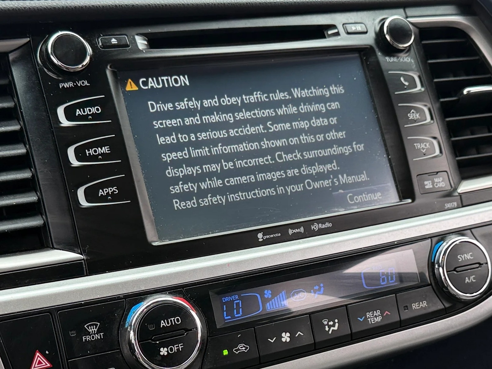 Thumbnail: 2017 Toyota Highlander - 3