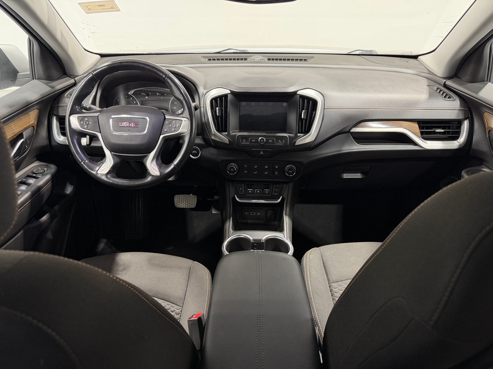 Thumbnail: 2019 GMC Terrain - 3