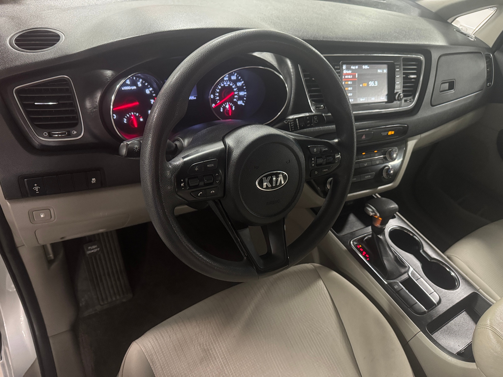 Thumbnail: 2020 Kia Sedona - 5