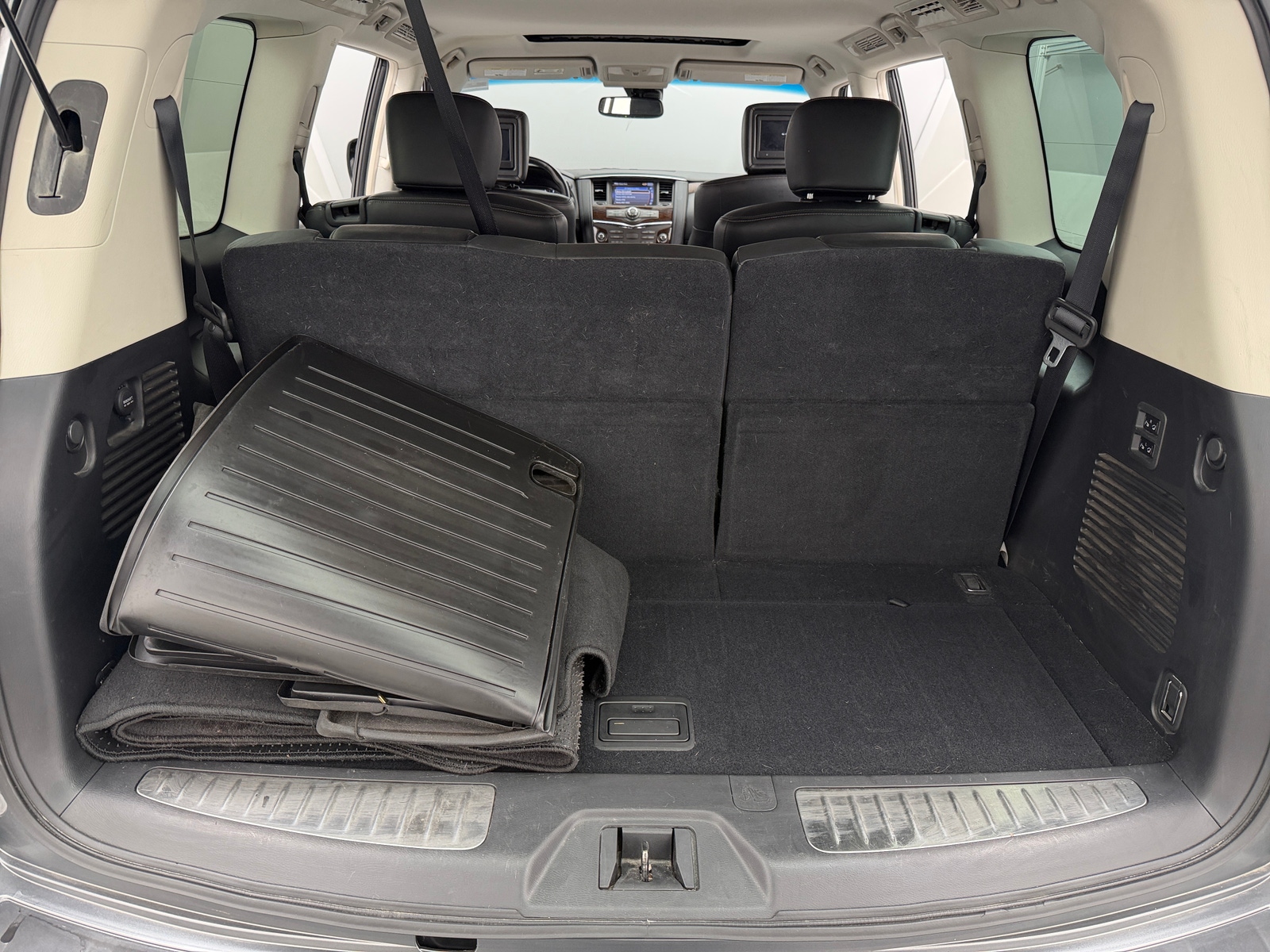 Thumbnail: 2017 Nissan Armada - 6
