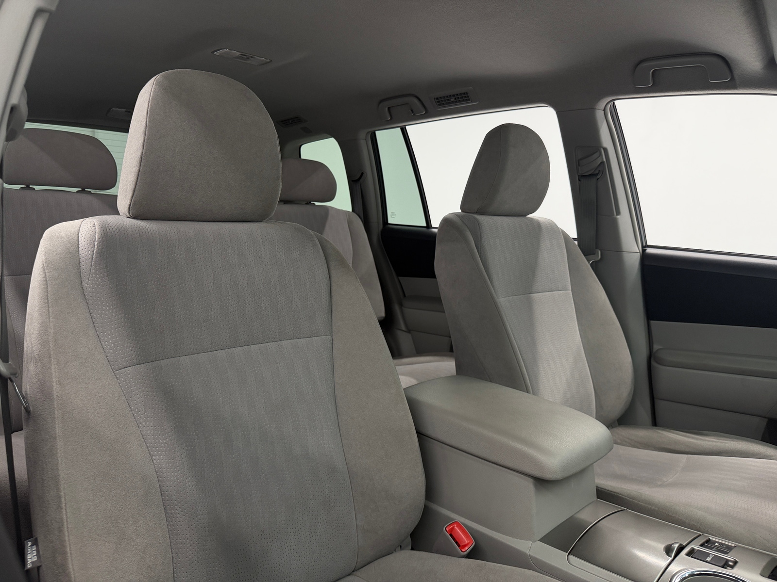 Thumbnail: 2012 Toyota Highlander - 2