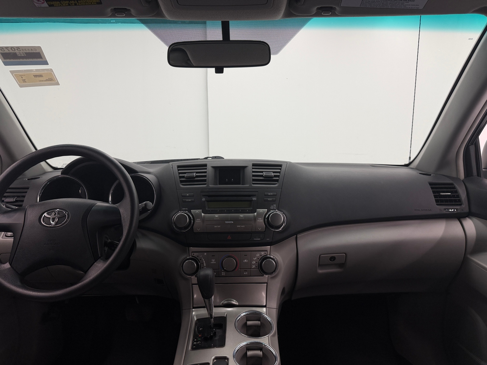 Thumbnail: 2012 Toyota Highlander - 3