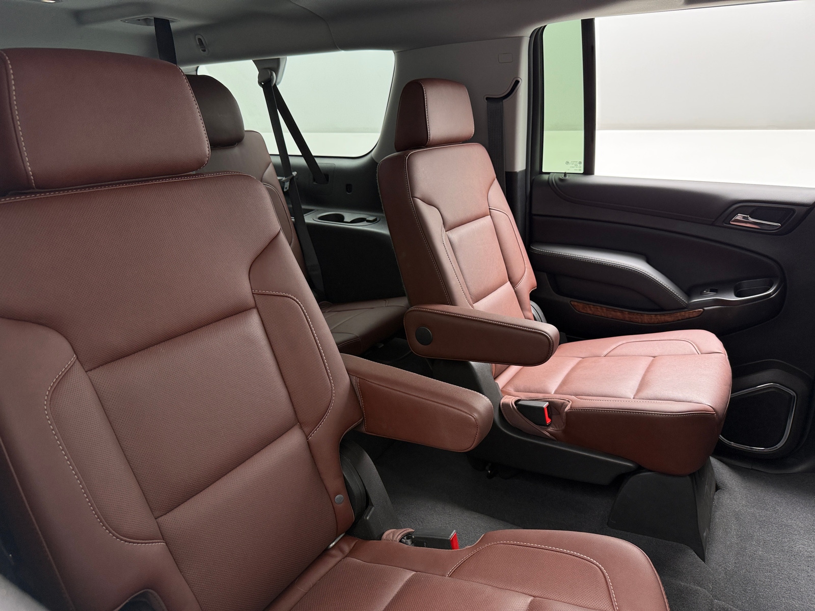 Thumbnail: 2019 Chevrolet Suburban - 5