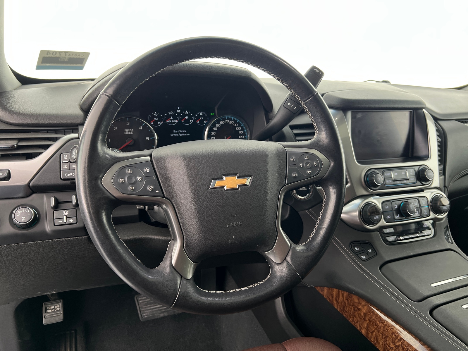 Thumbnail: 2019 Chevrolet Suburban - 4