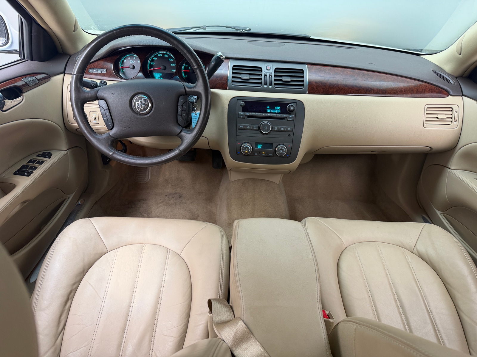 Thumbnail: 2011 Buick Lucerne - 2