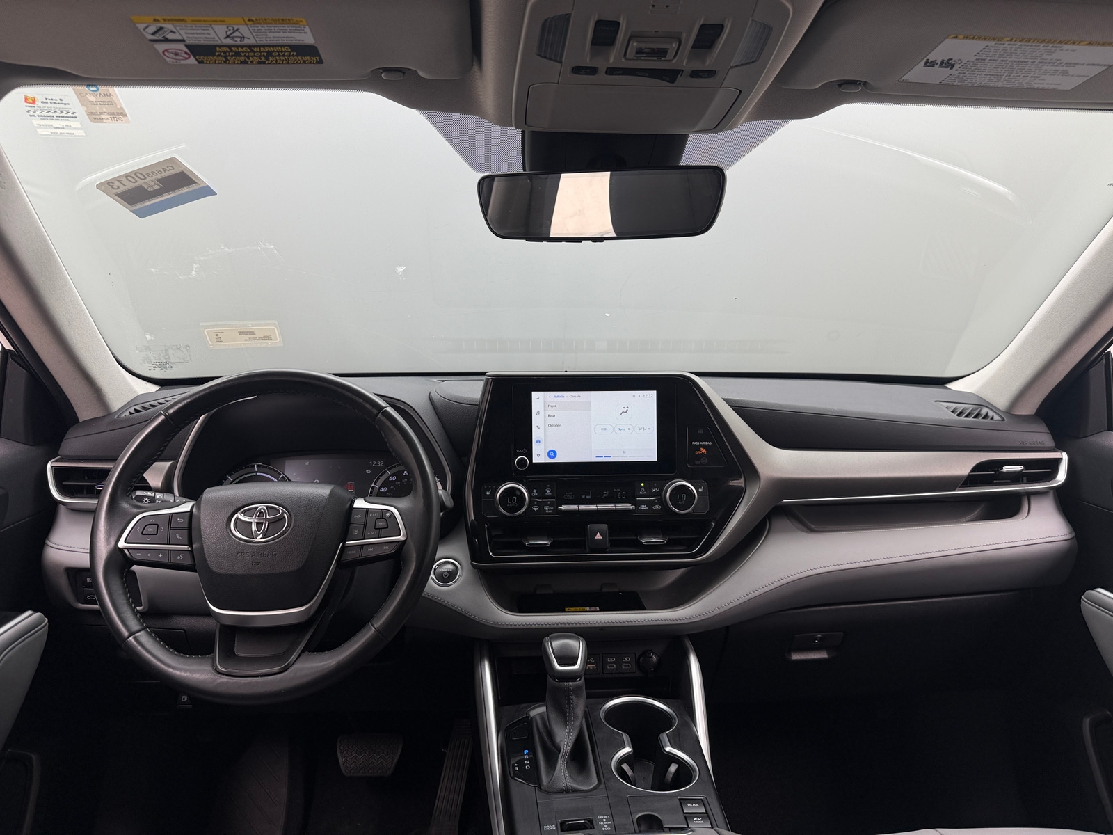 Thumbnail: 2023 Toyota Highlander - 2