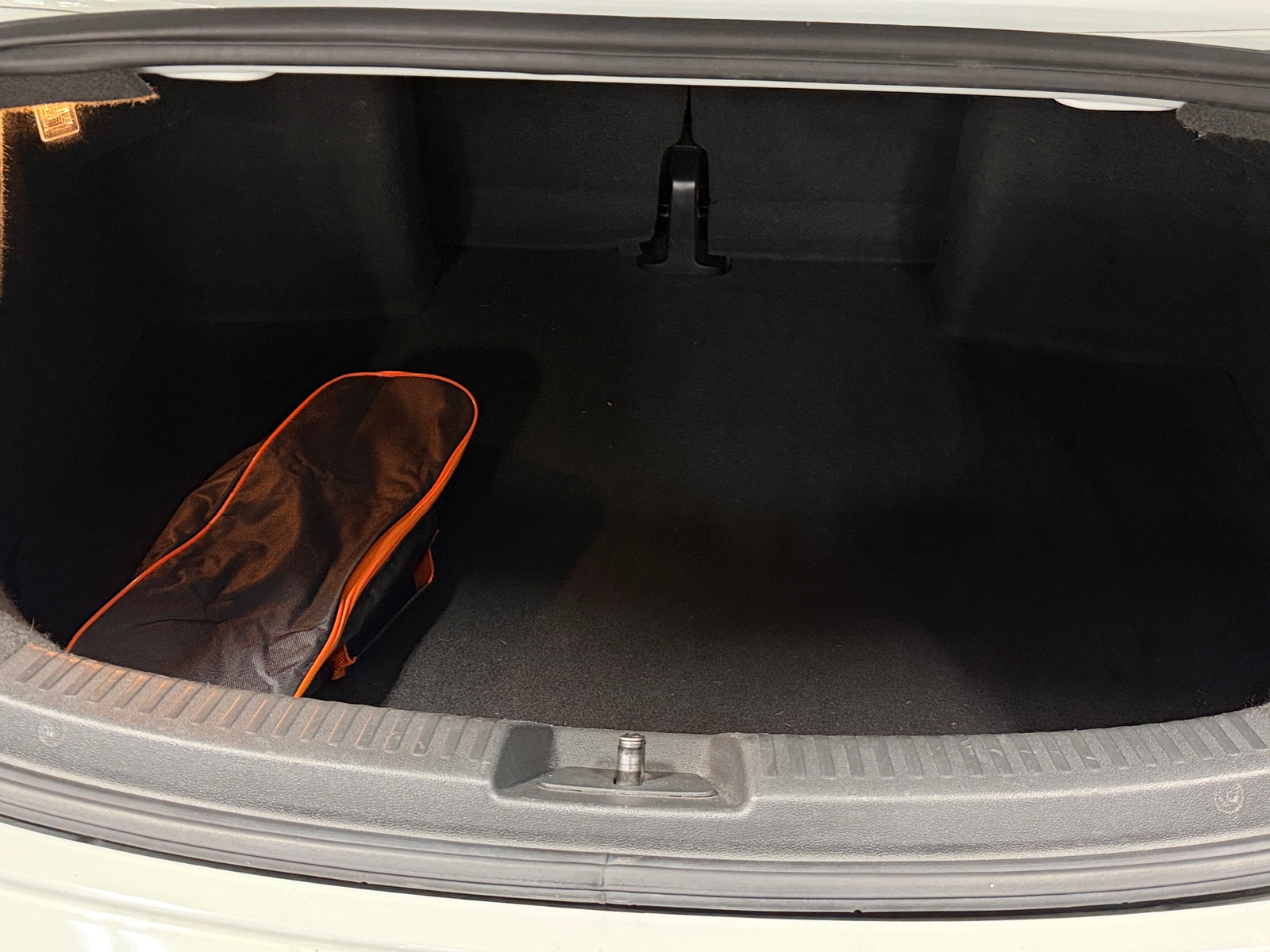 Thumbnail: 2015 Volkswagen Beetle - 6