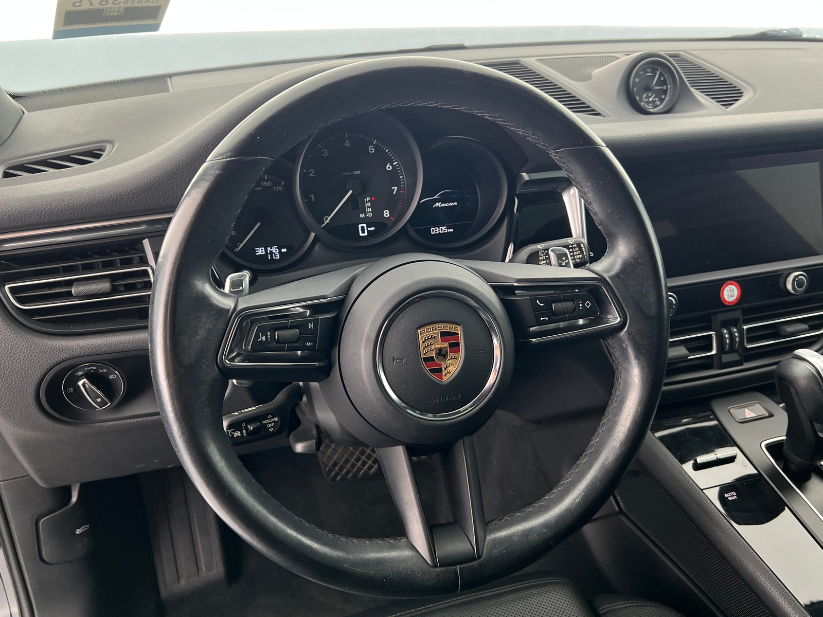 Thumbnail: 2023 Porsche Macan - 5