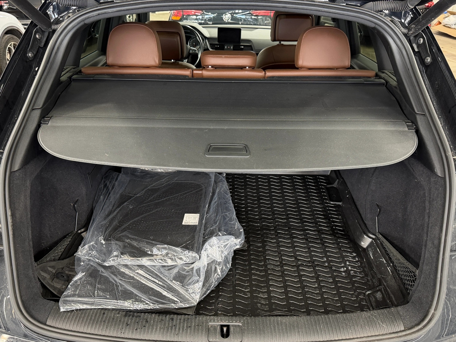 Thumbnail: 2020 Audi Q5 - 6