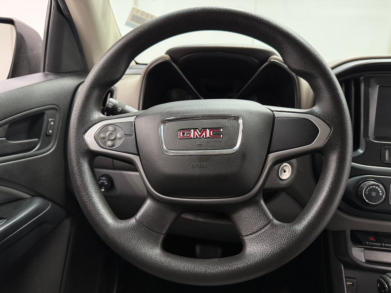 Thumbnail: 2018 GMC Canyon - 5