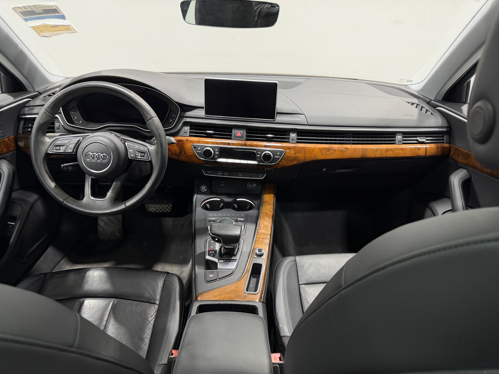 Thumbnail: 2019 Audi A4 - 2